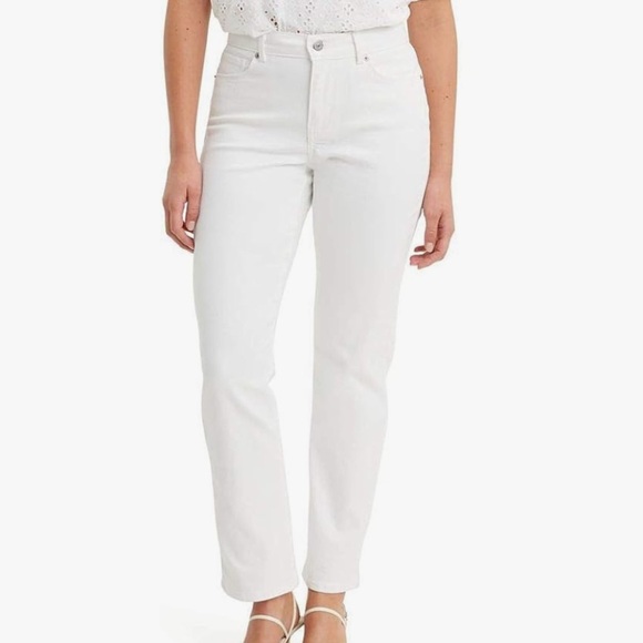NWOT Levi's Denizen Women's Classic Modern Straight Crop Jeans in White Size 26 - Picture 1 of 12